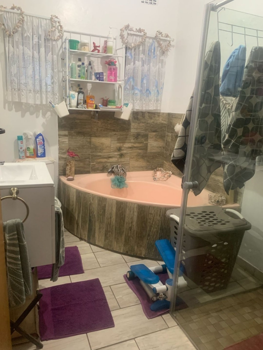 2 Bedroom Property for Sale in Meiringspark North West